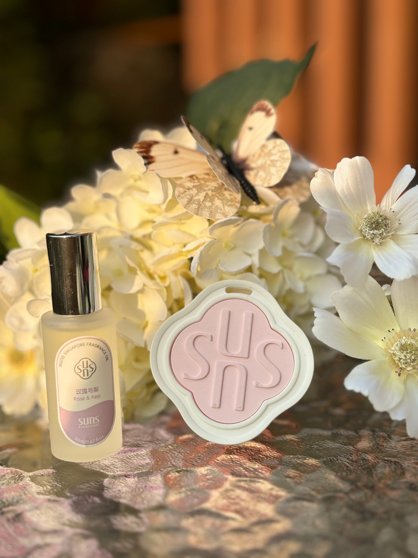 Rose & Pear