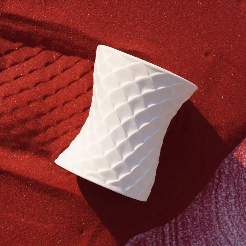 Longevity Serpent Scented Candle (White)