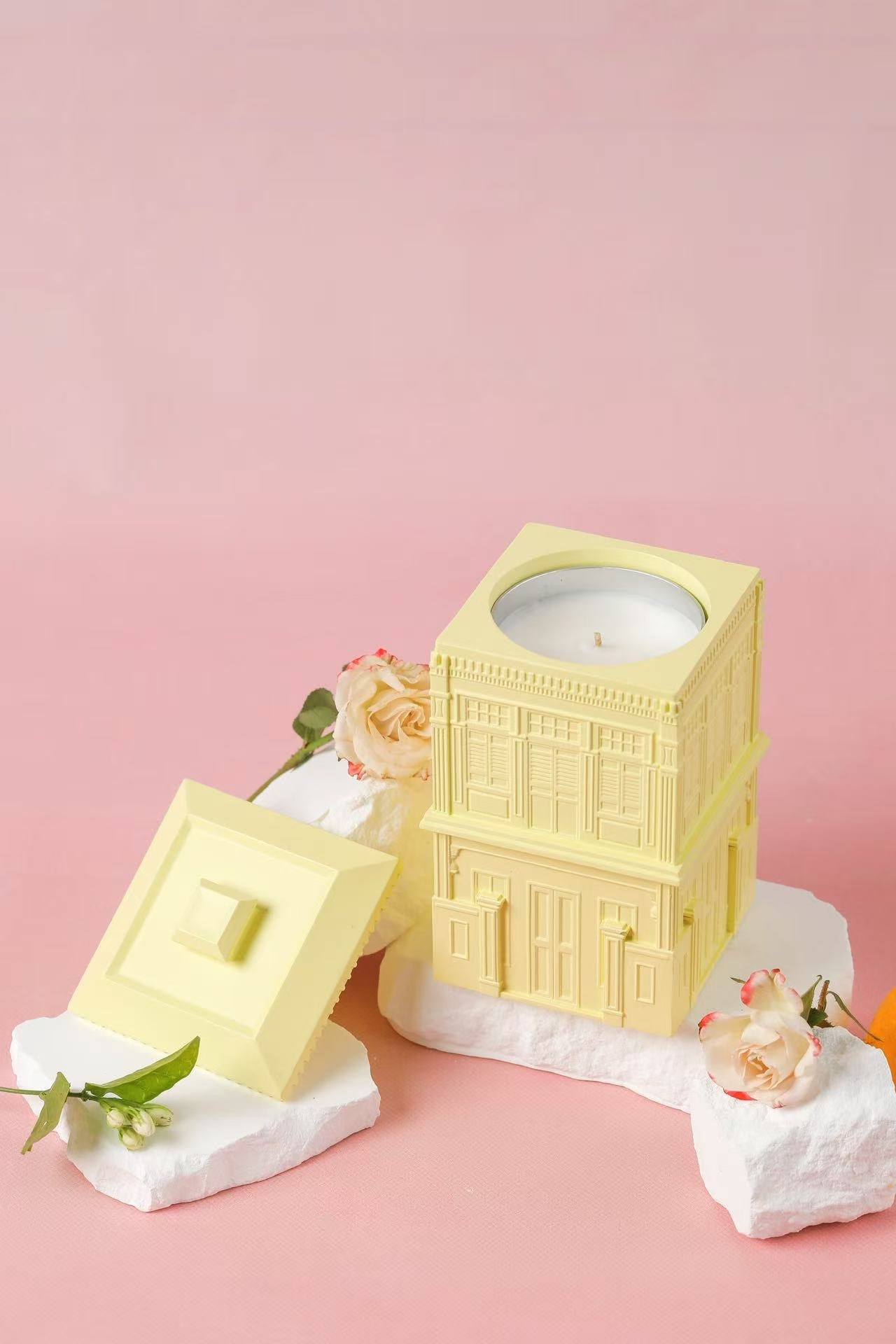 Aroma (Scented Candle)